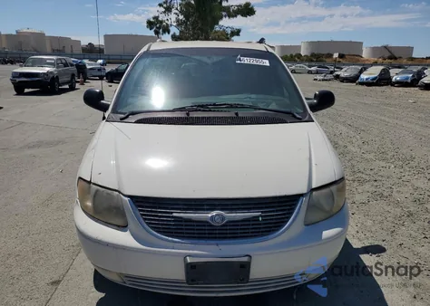 2002 Chrysler Town & Country Limited z USA, uszkodzony, nr VIN 2C8GP64LX2R752099